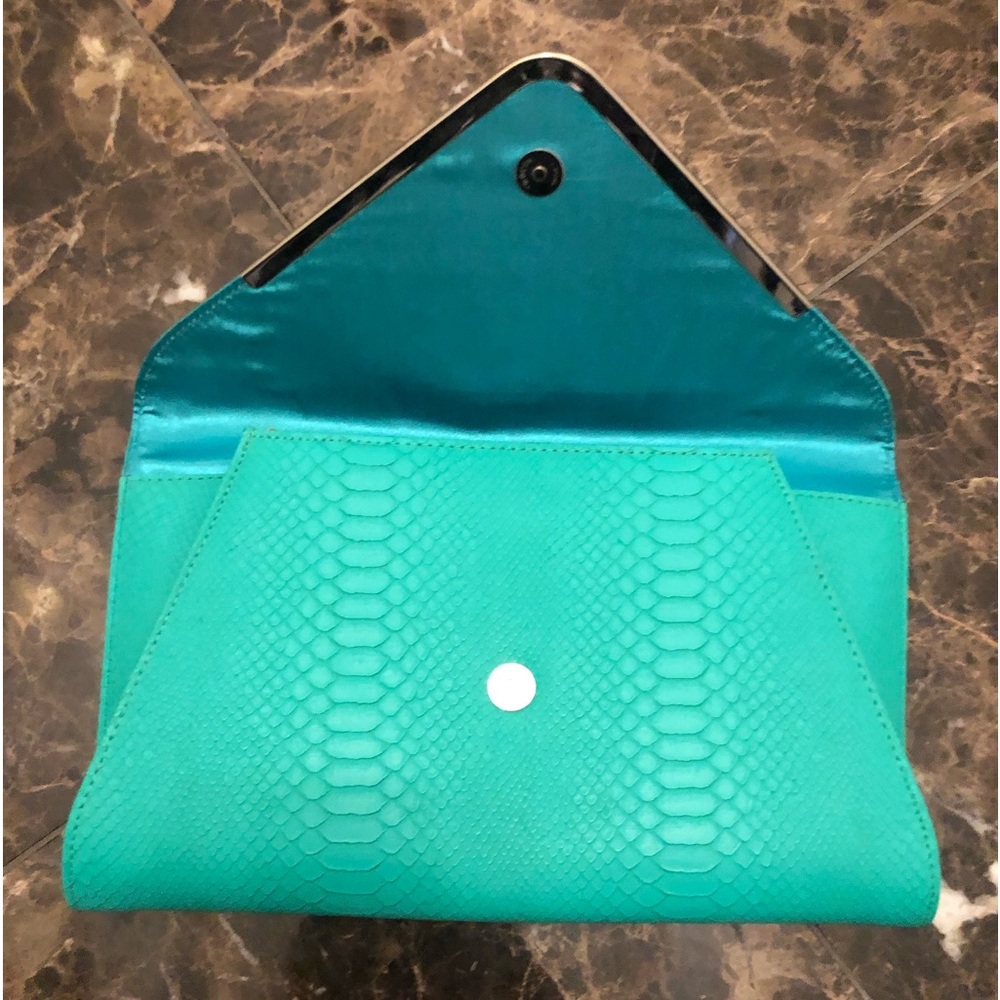 Colette Womens Large Clutch Bag - Picture 6 of 6